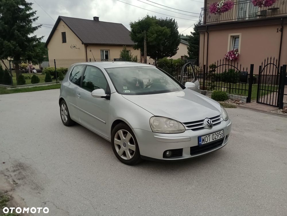 Volkswagen Golf 1.9 TDI Q-Line - 1