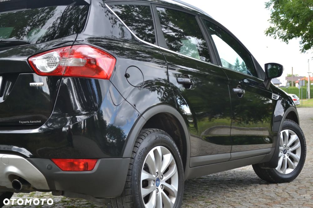 Ford Kuga 2.0 TDCi 2x4 Titanium - 20