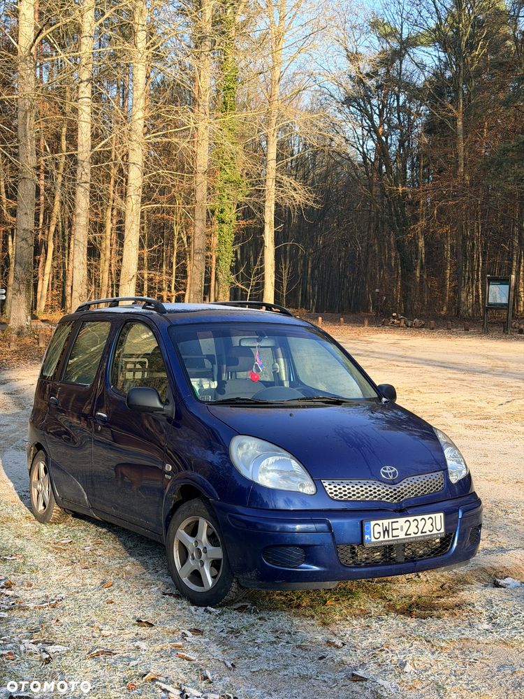 Toyota Yaris Verso 1.3 C - 4