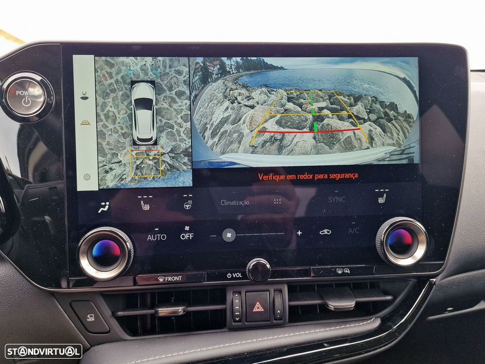 Lexus NX 450h+ Executive - 11