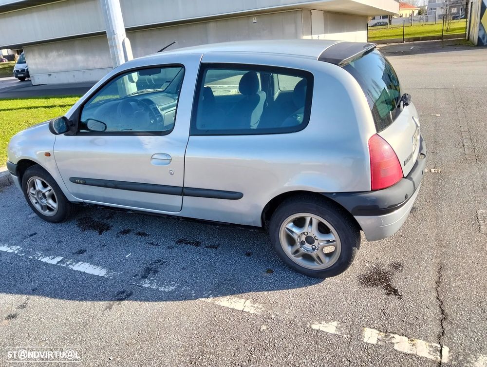 Renault Clio 1.2 16V Expression - 7