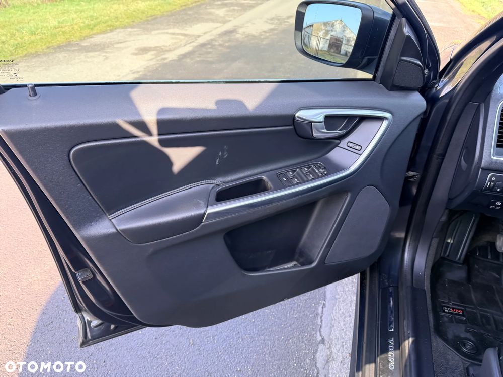 Volvo XC 60 D4 Summum - 6