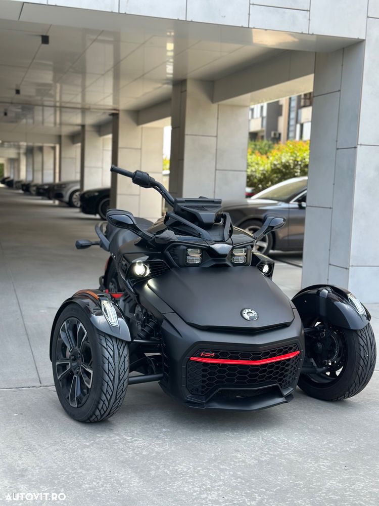 Can-Am Spyder - 5
