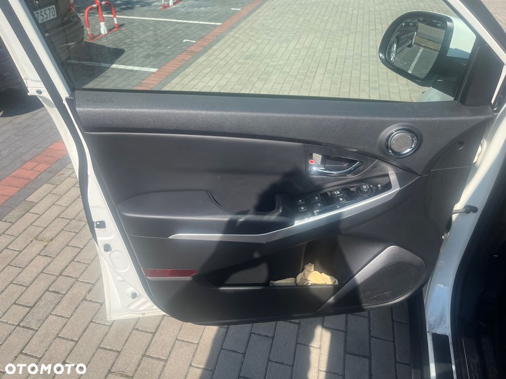 SsangYong/KGM Korando 2.0 E-XDi DPF 4WD Automatik Sapphire - 7