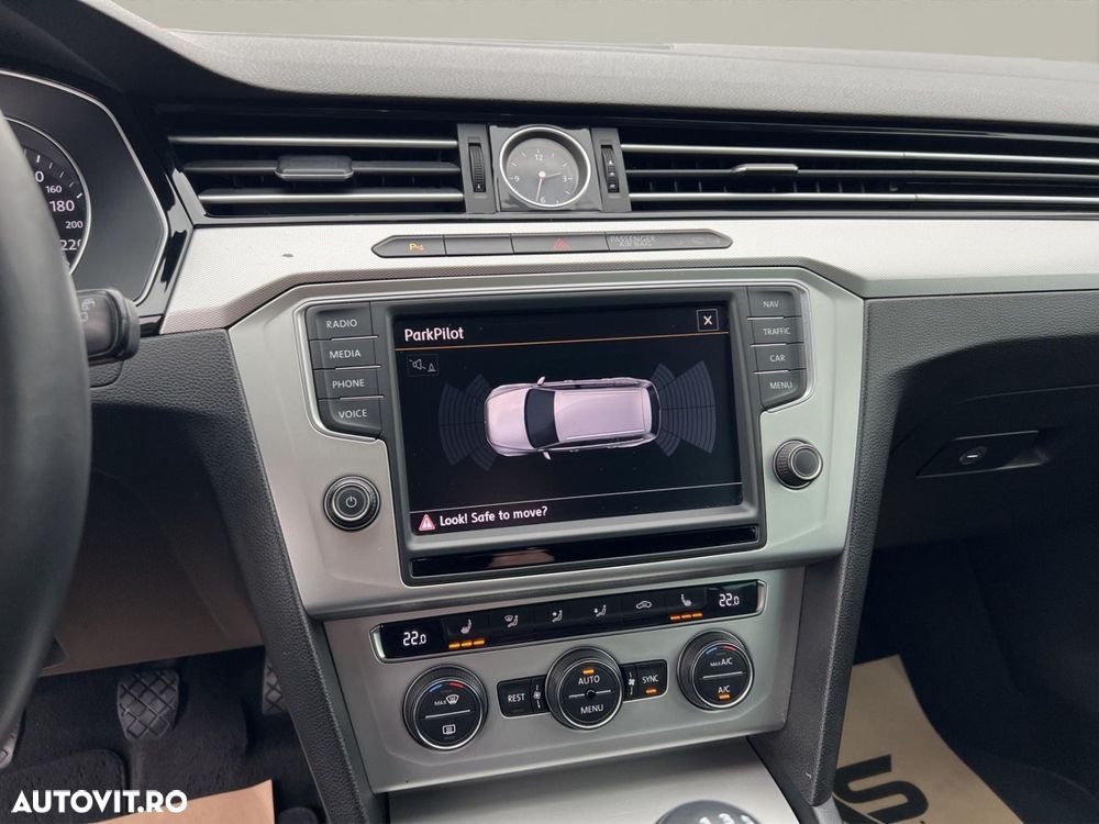 Volkswagen Passat 2.0 TDI R Executive - 28