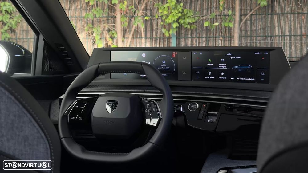 Peugeot 5008 1.2 Hybrid Allure e-DCS6 - 12