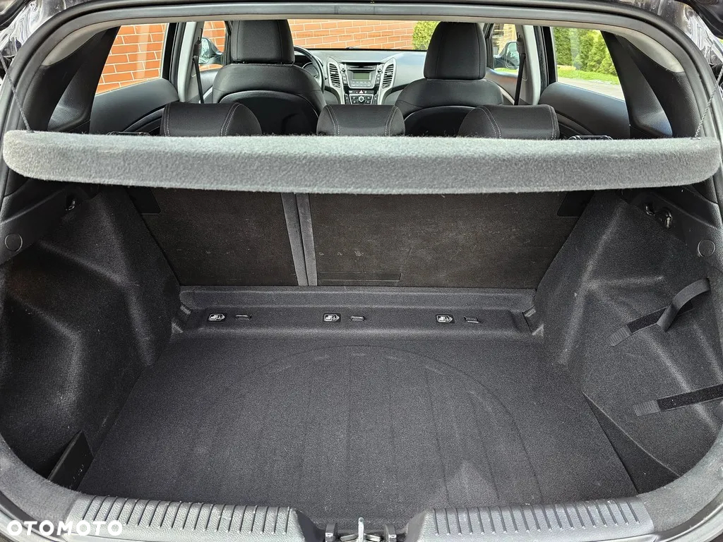 Hyundai i30 1.6 Fifa World Cup Edition - 25