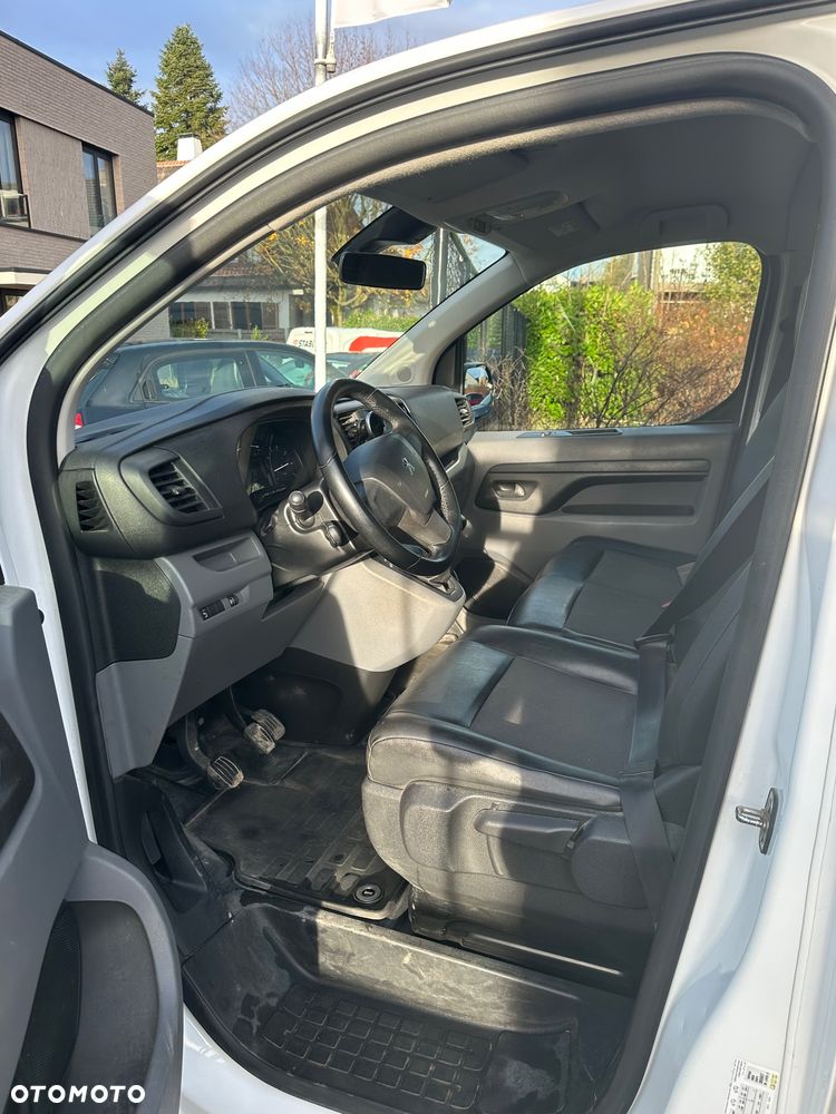 Peugeot Expert - 8