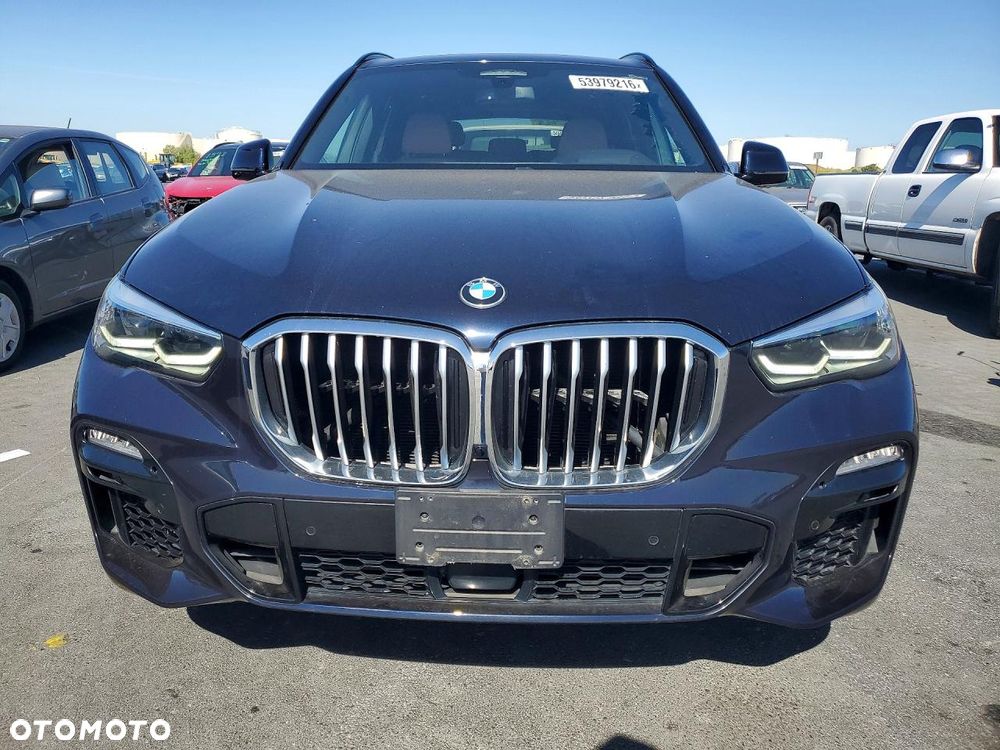 BMW X5 xDrive40i - 6