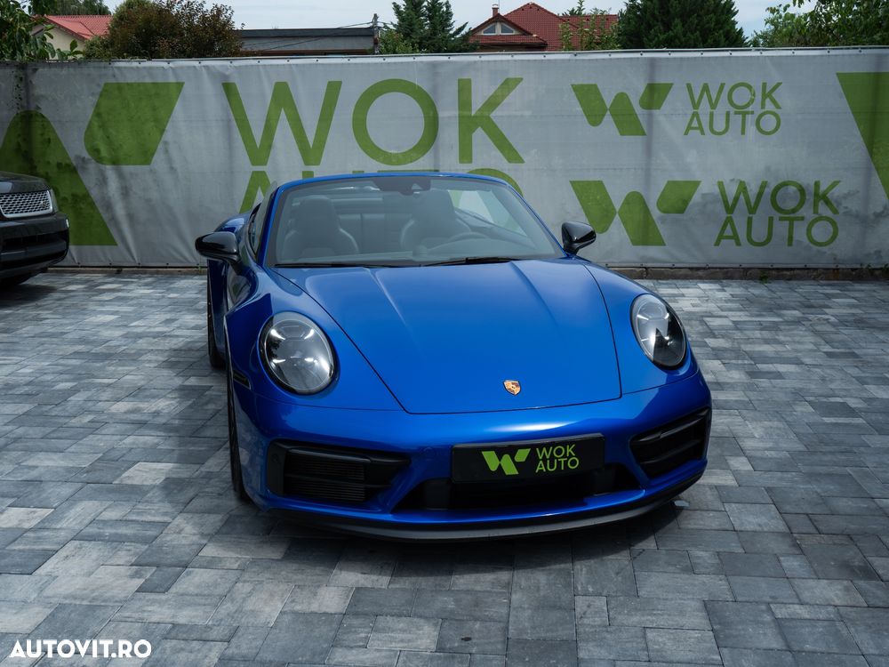 Porsche 911 4 GTS PDK - 5