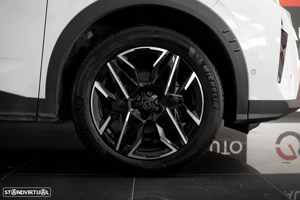 Peugeot 3008 1.2 Hybrid GT e-DCS6 - 4