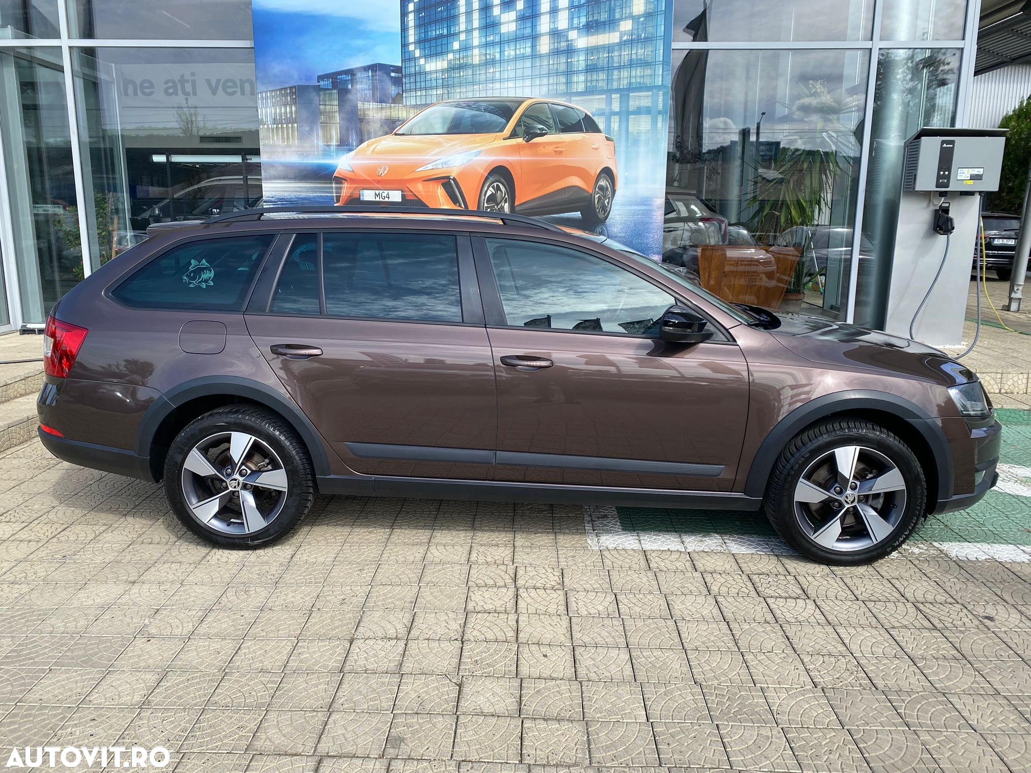 Skoda Octavia 2.0 TDI 4x4 DSG Scout - 2