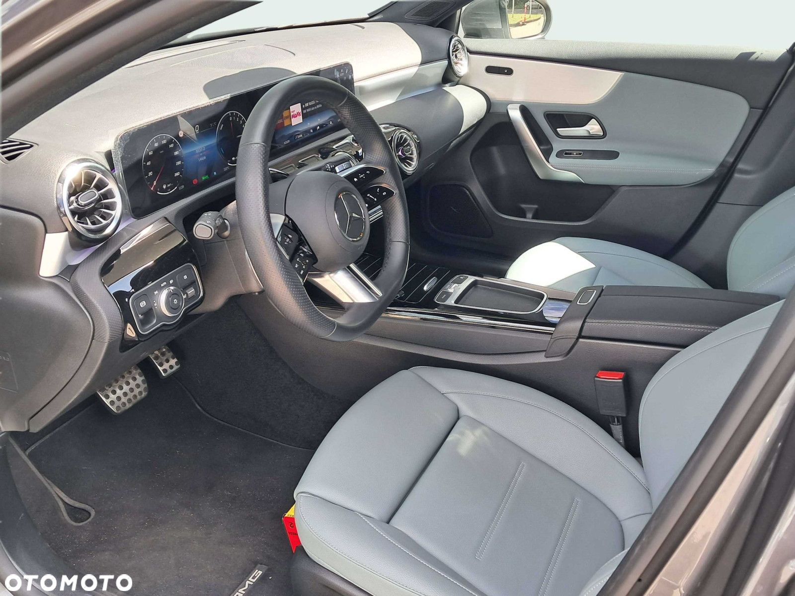 Mercedes-Benz Klasa A 250 e PHEV AMG Line 8G-DCT - 10