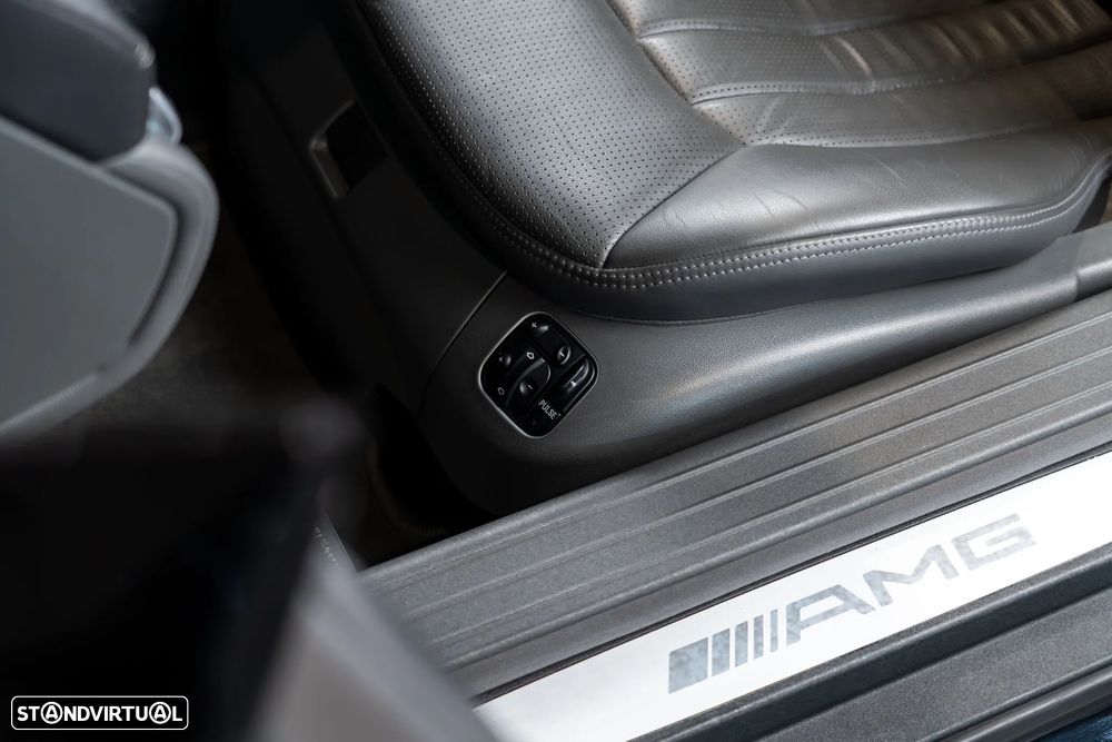 Mercedes-Benz SL 55 AMG Auto - 34