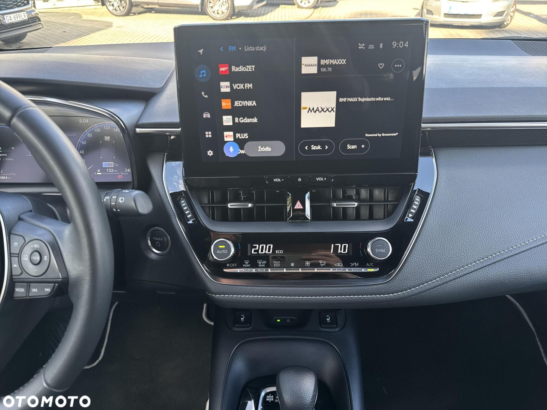 Toyota Corolla 1.8 Hybrid Comfort - 18