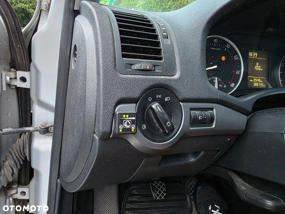 Skoda Octavia 1.6 Elegance EU5 - 14