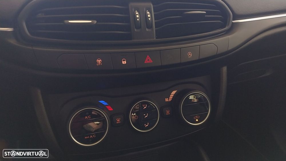 Fiat Tipo Station Wagon 1.3 M-Jet Lounge - 9