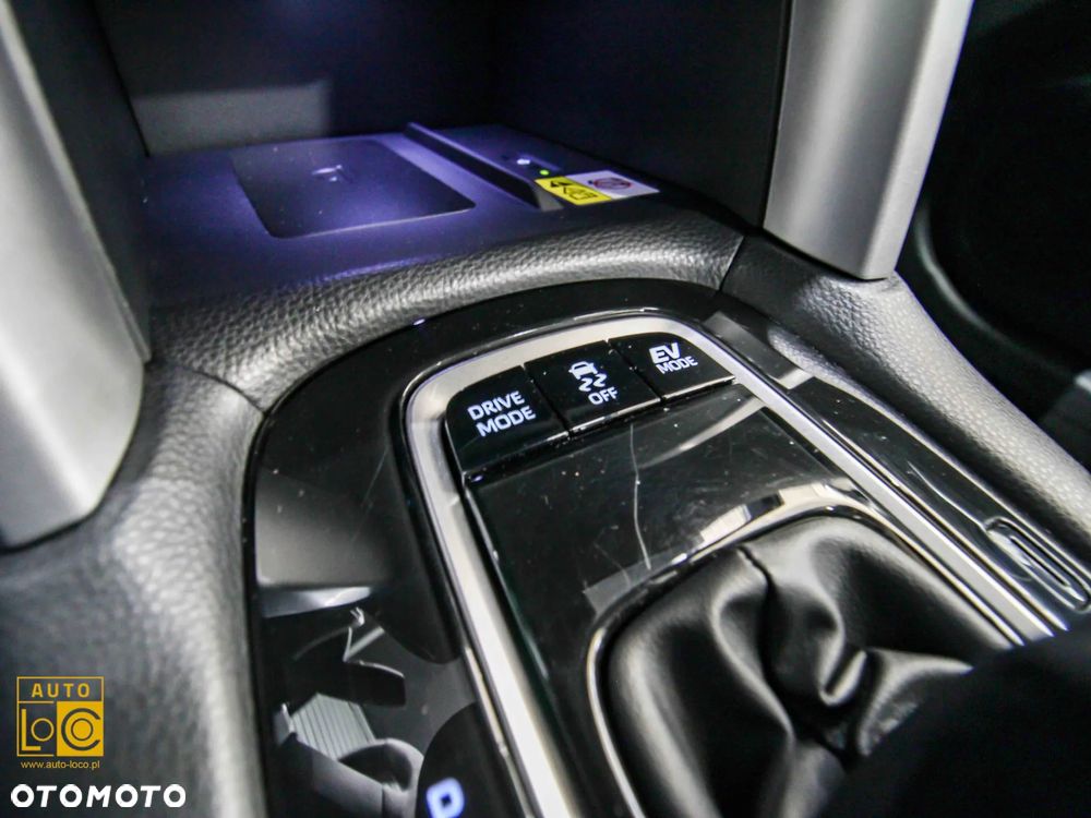 Toyota Corolla Cross 2.0 Hybrid Style - 32