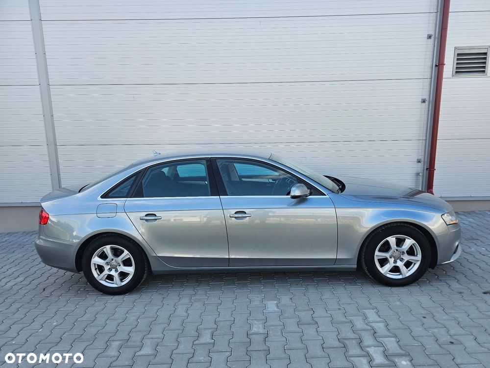 Audi A4 Limousine 2.0 TDI DPF Ambition - 11