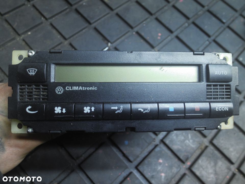 PANEL KLIMATYZACJI VW PASSAT B5 GOLF IV 3B1907044A POSIADAM 4 SZTUKI - 1
