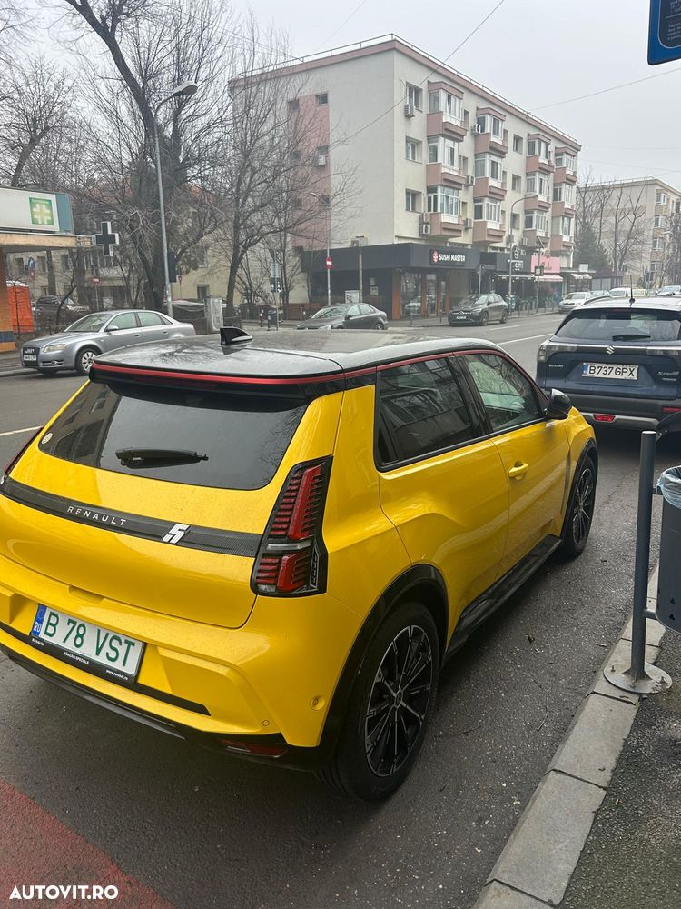 Renault 5 E-Tech 52 kWh Iconic Cinq - 4