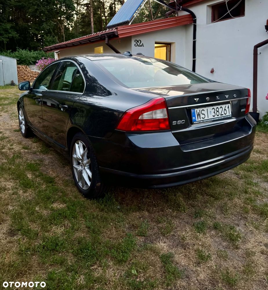 Volvo S80 - 2