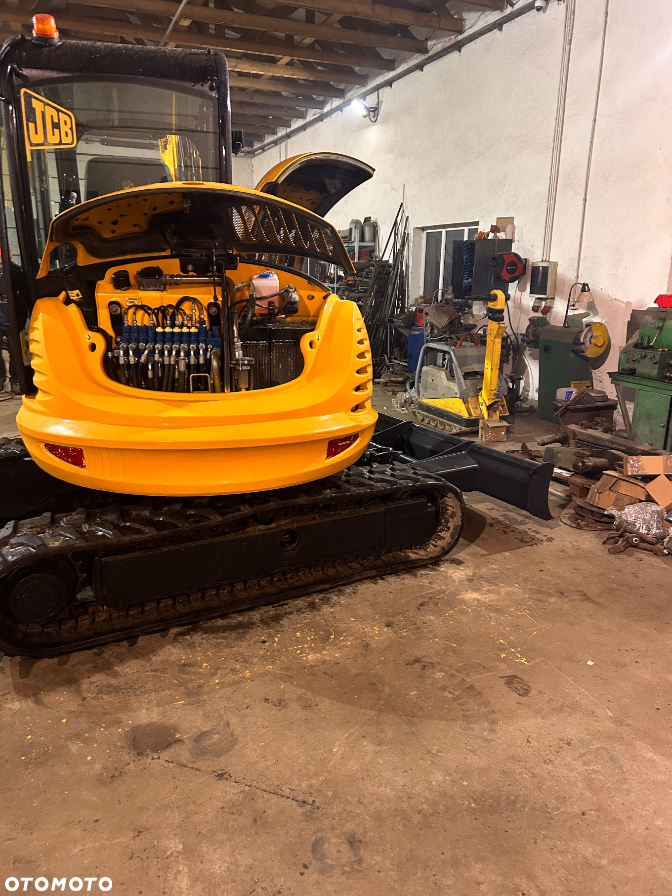 JCB 8065 - 2