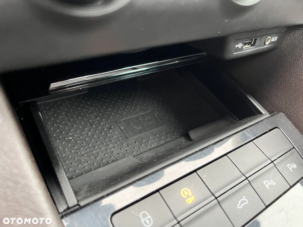 Skoda Octavia 2.0 TDI L&K DSG - 32