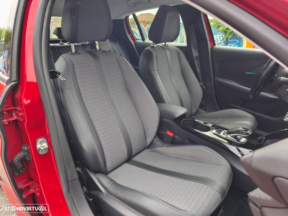 Peugeot e-208 Allure - 3