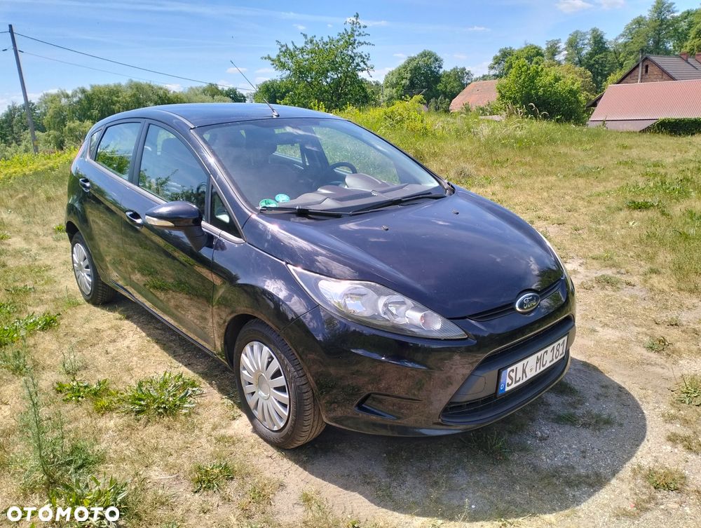 Ford Fiesta 1.25 Ambiente - 2