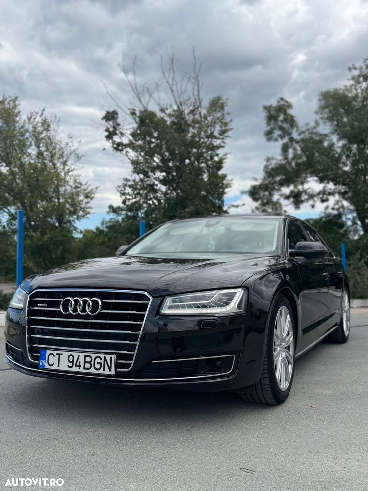 Audi A8 - 1