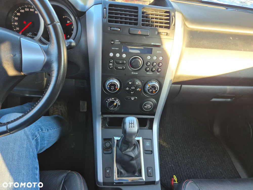 Suzuki Grand Vitara 1.9 DDiS Comfort DPF - 14