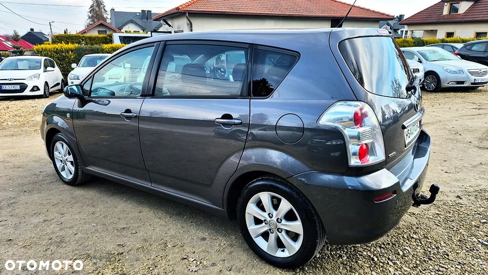 Toyota Corolla Verso 1.8 Premium + 7os - 23