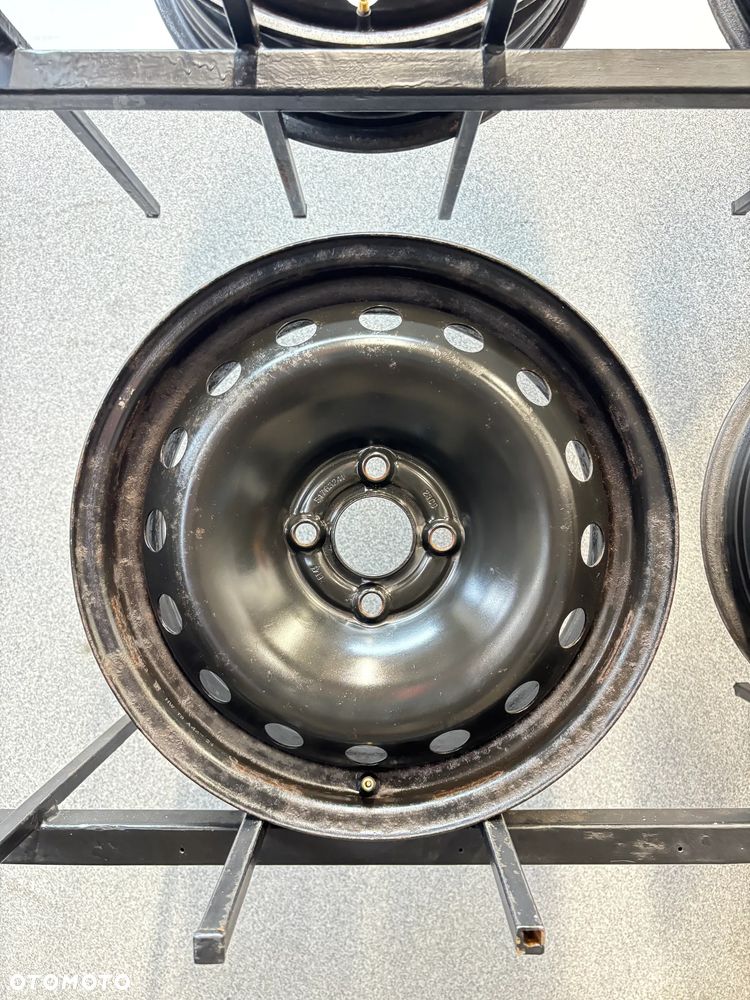 4 Felgi Stal. Fiat Grande Punto 15" - 4