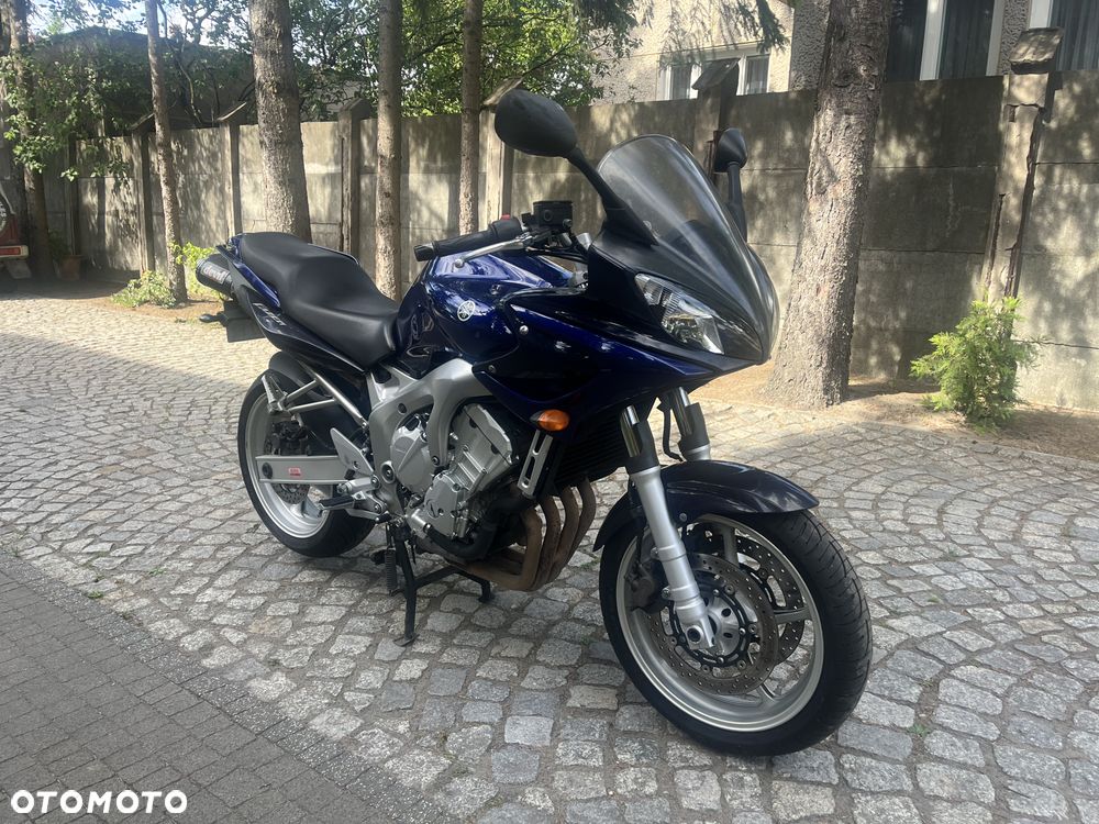 Yamaha FZ6 - 1