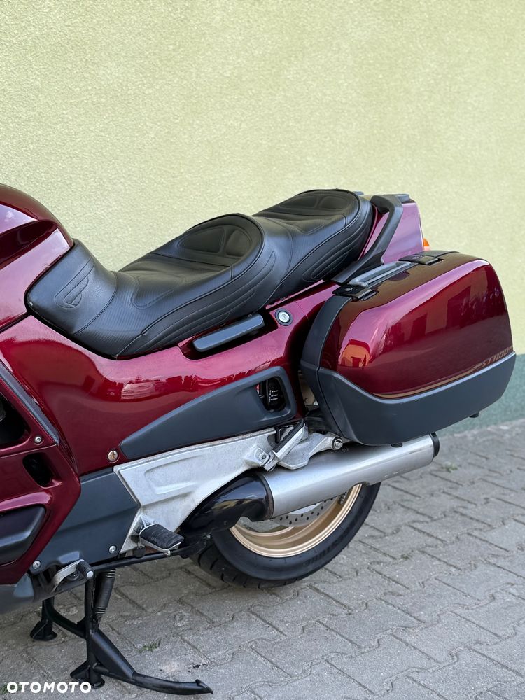 Honda ST - 33