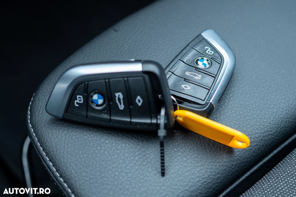 BMW Seria 1 120d xDrive Aut. Edition M Sport Shadow - 31