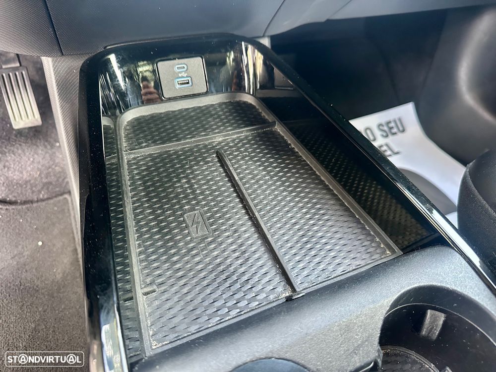 Ford Mustang Mach-E AWD PREMIUM - 18