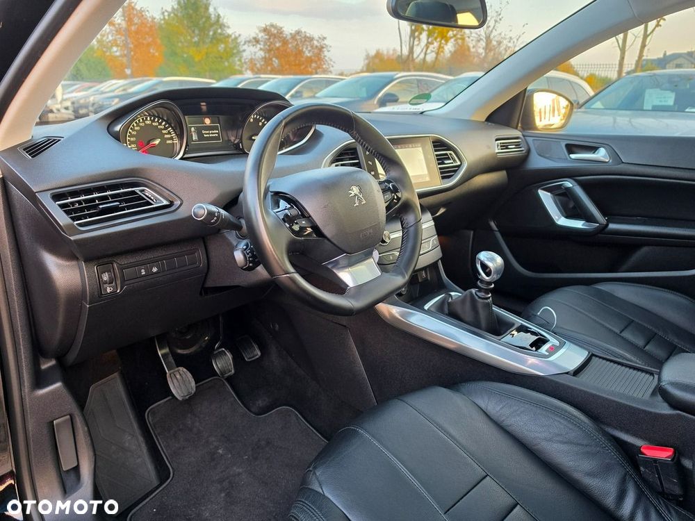 Peugeot 308 - 26