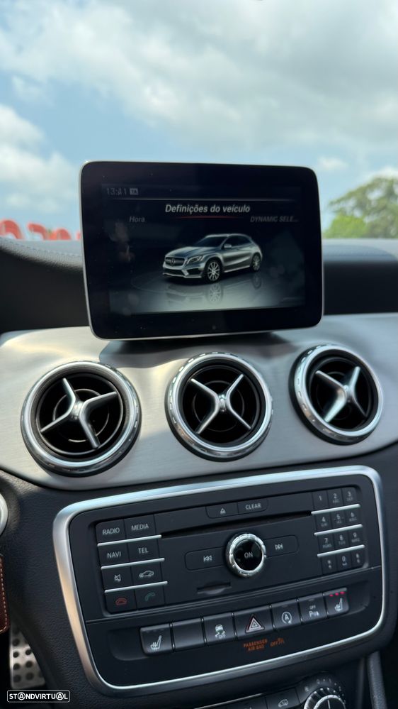 Mercedes-Benz GLA 45 AMG 4-Matic - 26