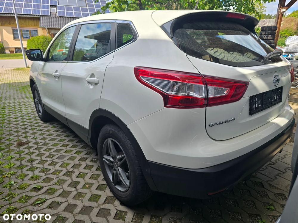 Nissan Qashqai 1.2 DIG-T N-Vision - 6