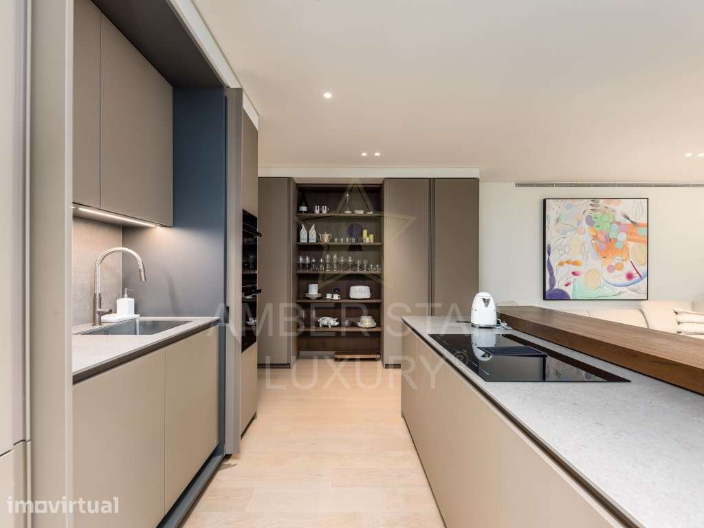 Apartamento elegante e espaçoso de 3 quartos totalmente mobilado e ... - Grande imagem: 4/46