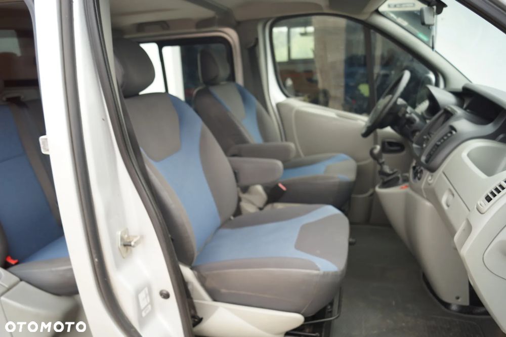 Renault Trafic - 21