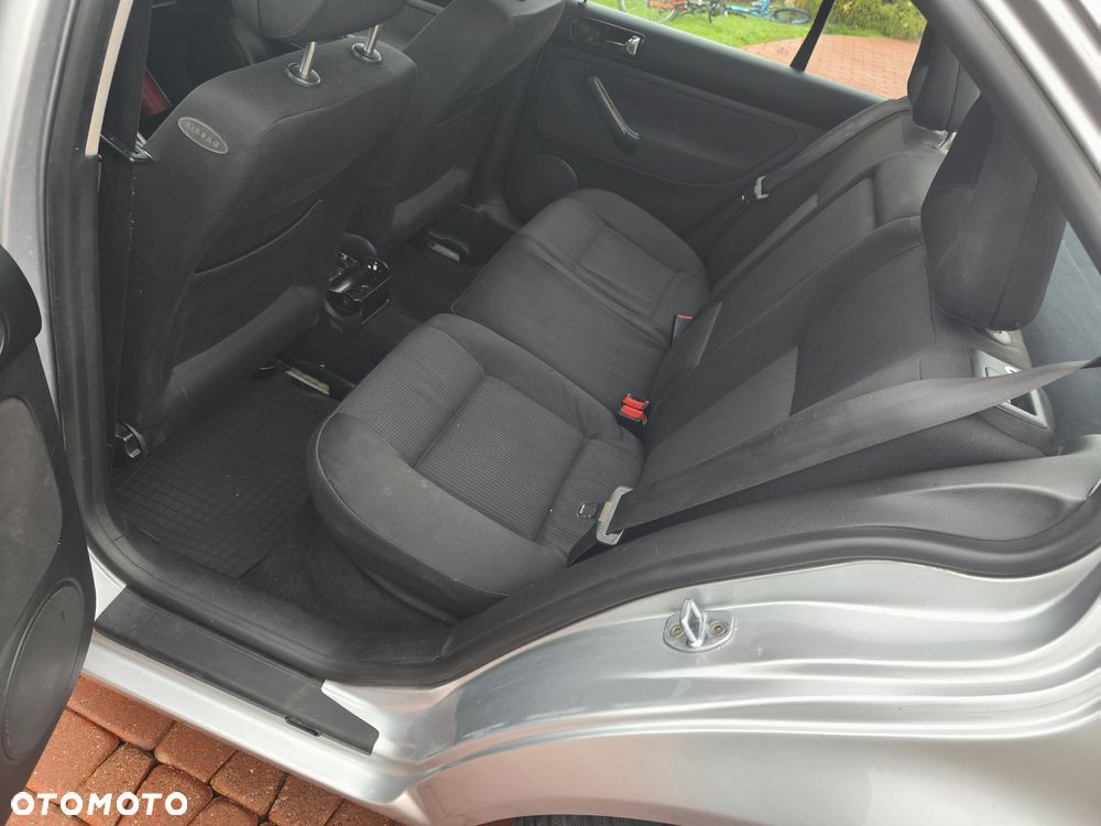 Volkswagen Bora 1.9 TDI - 8