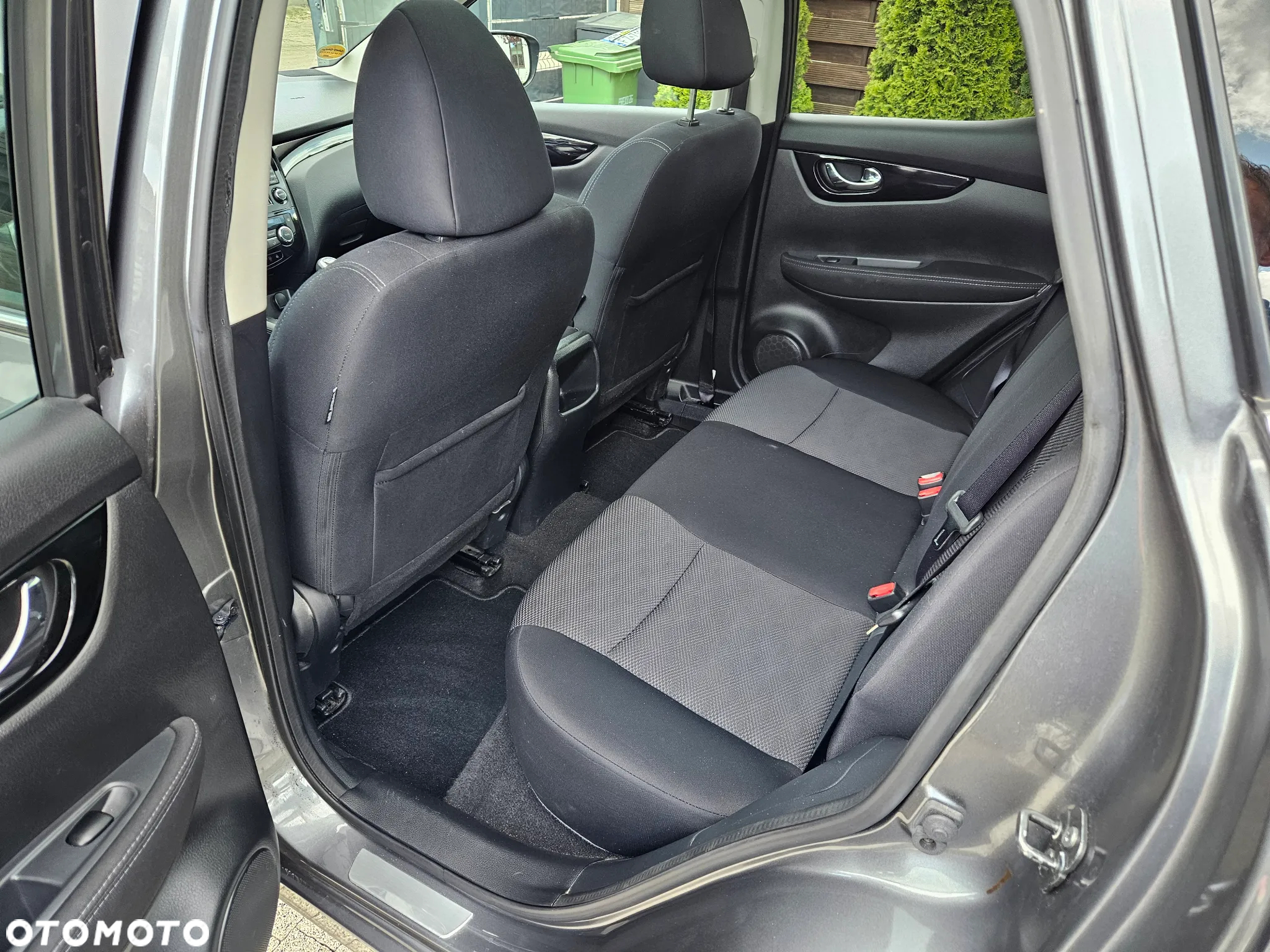 Nissan Qashqai 1.2 DIG-T N-Connecta EU6 - 11