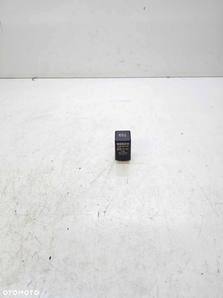 PRZEKAŹNIK ŚWIEC ŻAROWYCH AUDI VW SEAT 4L0907282A 651 - 1