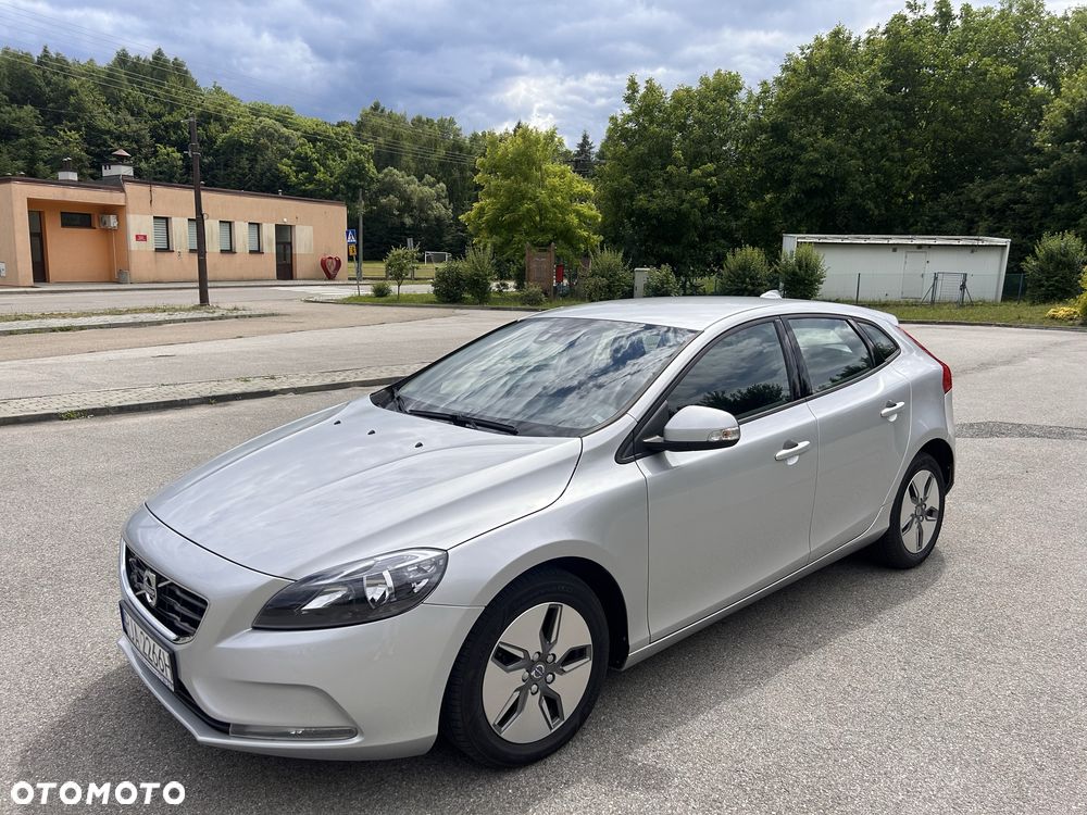 Volvo V40 - 4