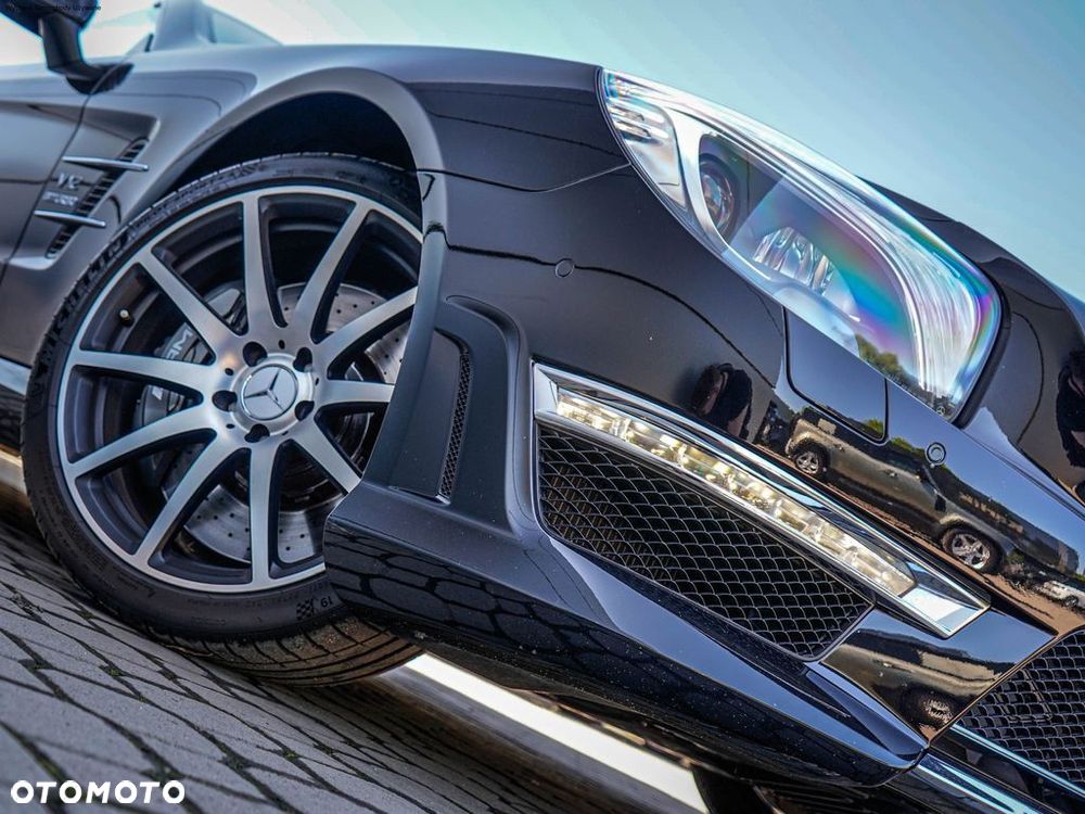 Mercedes-Benz SL 65 AMG - 13