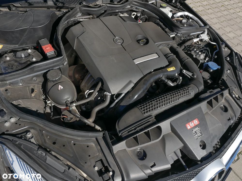 Mercedes-Benz Klasa E 200 Avantgarde - 23