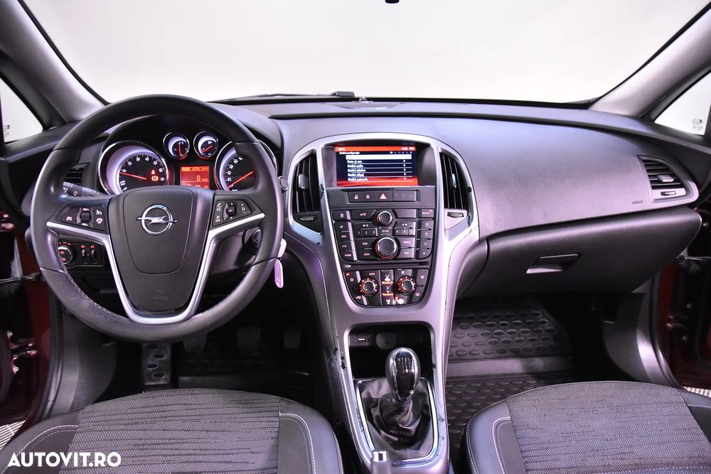Opel Astra - 9